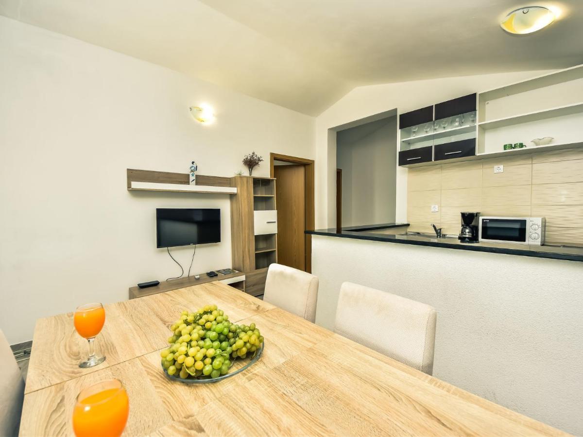 Holiday Home Marijana By Interhome Maslenica Luaran gambar